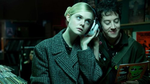 how_to_talk_to__girls_at_parties_h_2017